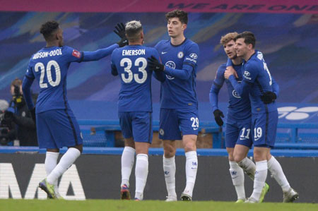 日本篮协力捧新星，中国篮协阻拦巨星！